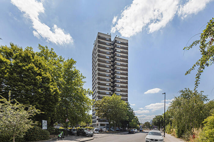 2 Bedroom Apartment For Sale In Elmslie Point, Leopold Street, London, E3