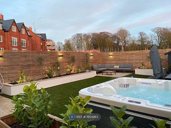4 Bedroom Semi-Detached House To Rent In Sessile Close, Liverpool, L18