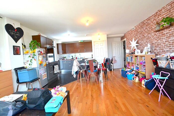 2 Bedroom Flat To Rent In Tyler Street, London, SE10