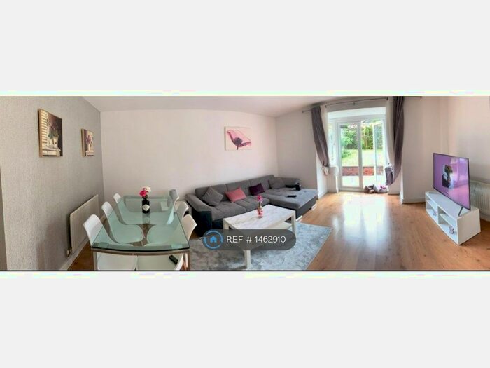 3 Bedroom Semi-Detached House To Rent In Payler Close, Sheffield, S2