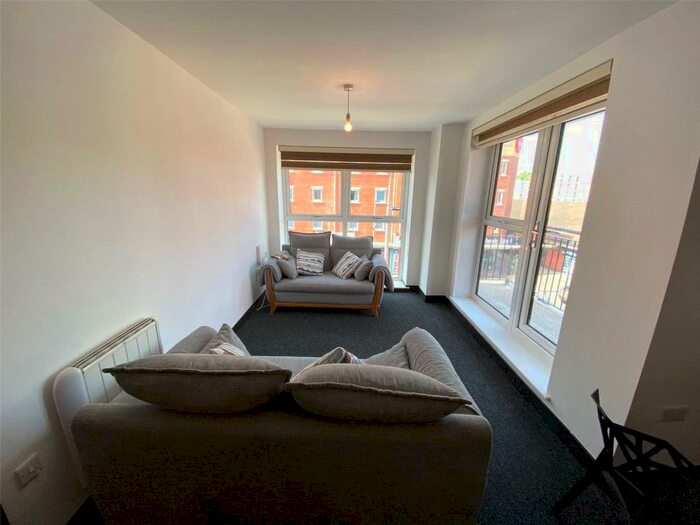 2 Bedroom Apartment To Rent In San Court, - Wilmslow Road, Rusholme, Manchester, M14
