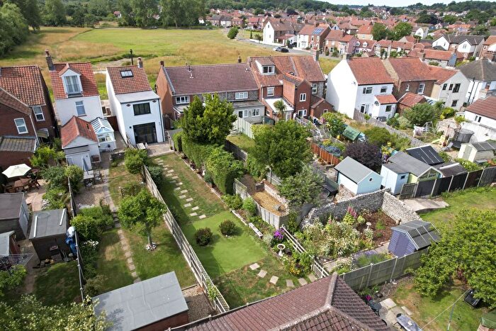 3 Bedroom Detached House For Sale In Beeston Common, Sheringham, NR26