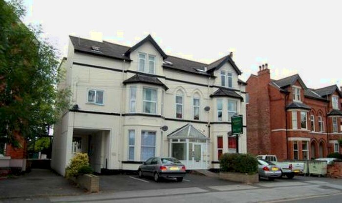 1 Bedroom Apartment To Rent In Musters Road, West Bridgford, NG2