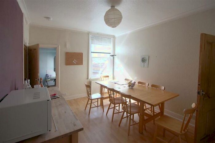 4 Bedroom Apartment To Rent In Glenthorn Road, Newcastle Upon Tyne, NE2