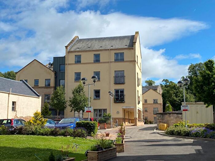1 Bedroom Retirement Property For Sale In Templars Court, High Street, Linlithgow, West Lothian, EH49