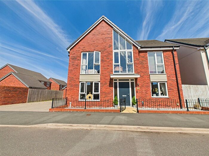 4 Bedroom Detached House For Sale In Romney Way, Worcester, Worcestershire, WR5