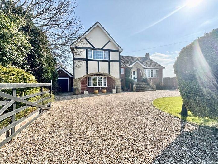 4 Bedroom Detached House For Sale In Church Lane Grainthorpe, LN11