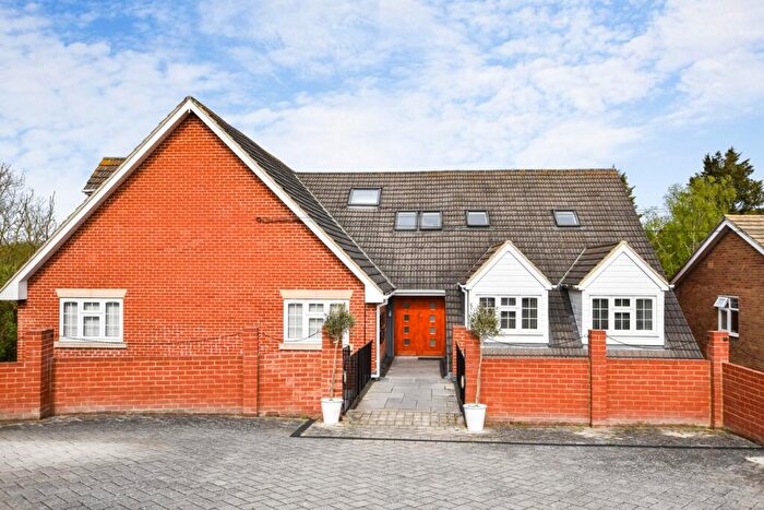 1 Bedroom Flat For Sale In Beacon Hill Court, Beacon Hill, Maldon, CM9