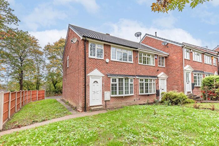 3 Bedroom End Of Terrace House To Rent In Spen Mews, West Park, Leeds, LS16