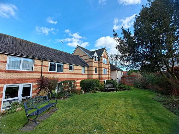1 Bedroom Apartment For Sale In Louden Road, Cromer, NR27