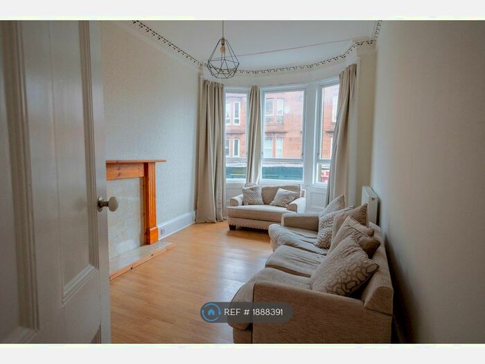1 Bedroom Flat To Rent In Calder Street, Glasgow, G42