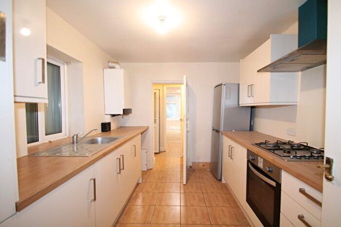 3 Bedroom End Of Terrace House To Rent In Strone Road, London, E7