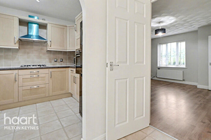 4 Bedroom Terraced House For Sale In Brill Place, Bradwell Common, MK13