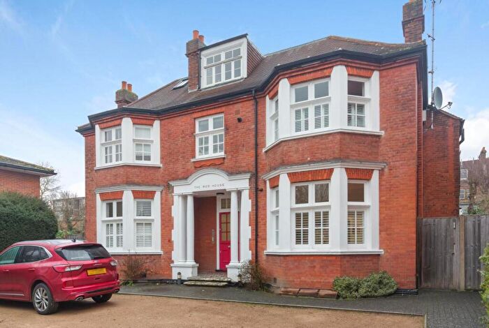 1 Bedroom Apartment For Sale In Gaynesford Road, London, SE23