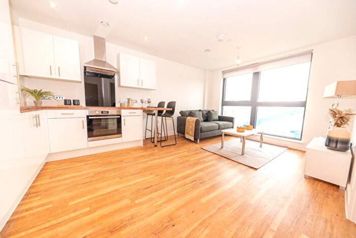 1 Bedroom Flat To Rent In Manchester Waters, Pomona Strand, Old Trafford, M16