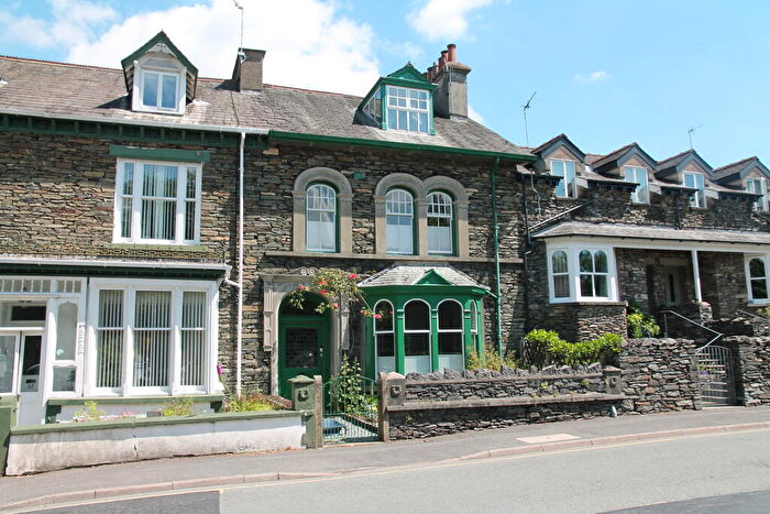 4 Bedroom Semi-Detached House For Sale In Broad Street, Windermere, LA23