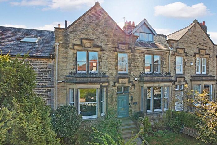 6 Bedroom Terraced House For Sale In Wheatley Lane, Ilkley, LS29