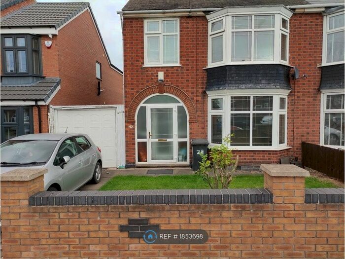 3 Bedroom Semi-Detached House To Rent In Ethel Road, Leicester, LE5