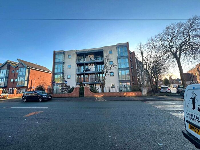 2 Bedroom Apartment To Rent In Peel Court, Copper Place, Manchester, M14