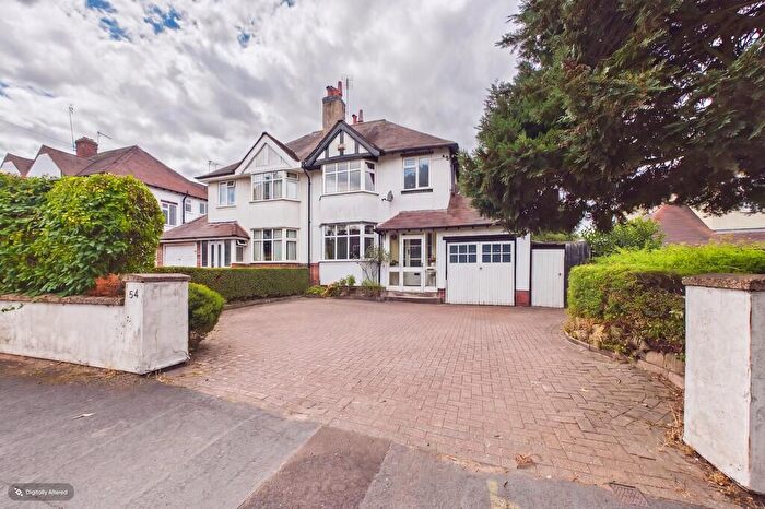 3 Bedroom Semi-Detached House For Sale In Baswich Lane, Stafford, ST17