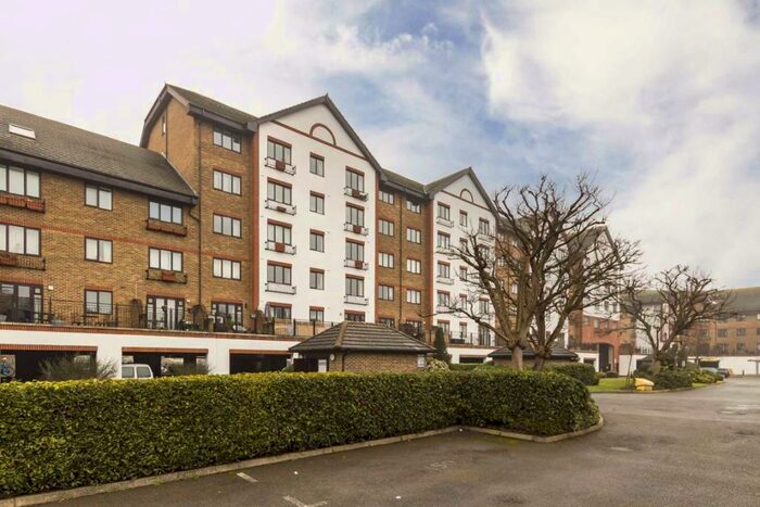 1 Bedroom Flat To Rent In Sopwith Way, Kingston, KT2