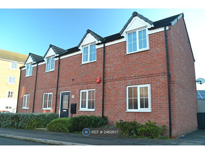 2 Bedroom Flat To Rent In Waggon Road, Leeds, LS10