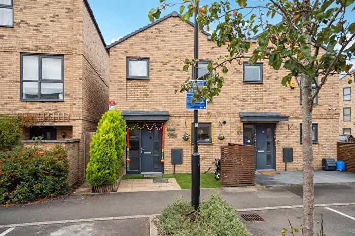 2 Bedroom Semi-Detached House For Sale In Fenton Road, Harrow, HA2