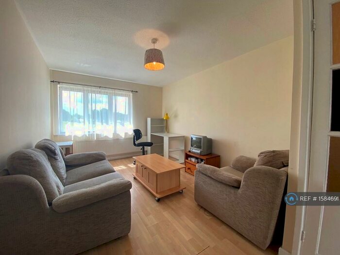 1 Bedroom Flat To Rent In Lloyd Close, Liverpool, L6