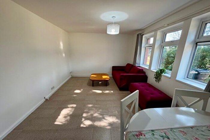 1 Bedroom Flat To Rent In Dawberry Fields Road, Birmingham, B14