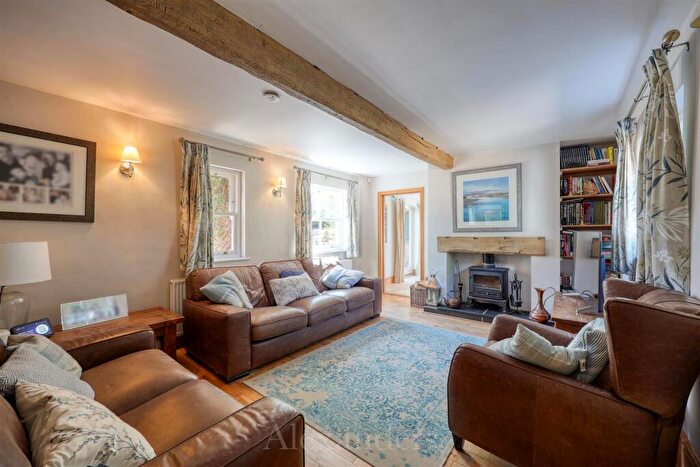 4 Bedroom Cottage For Sale In School Lane, Harby, LE14