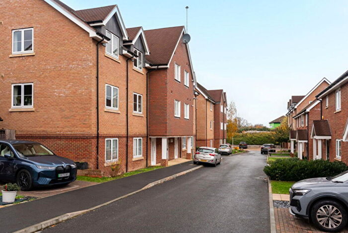 1 Bedroom Apartment For Sale In Ceres Crescent, Epsom, KT17