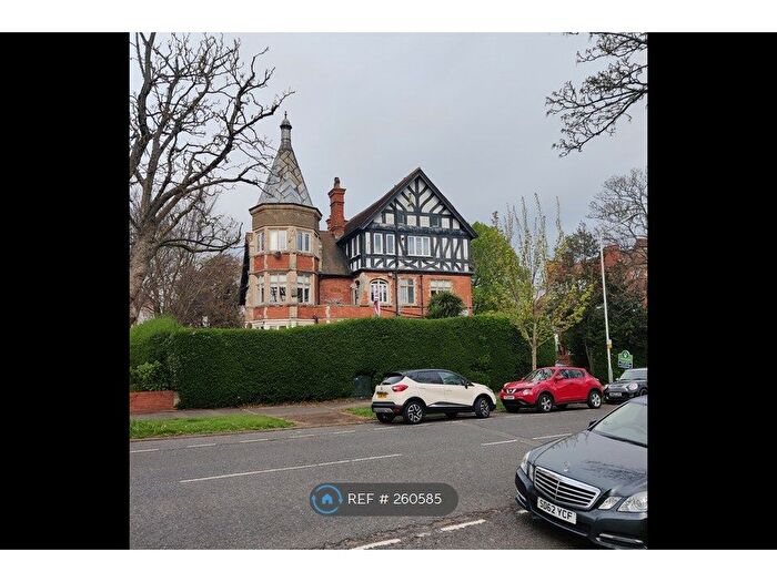 2 Bedroom Flat To Rent In Tudor Court, Folkestone, CT20