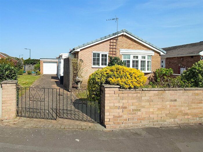 3 Bedroom Detached Bungalow For Sale In Bond Street, New Rossington, Doncaster, DN11