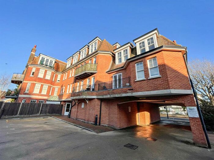2 Bedroom Flat To Rent In Meads Street, Eastbourne, BN20
