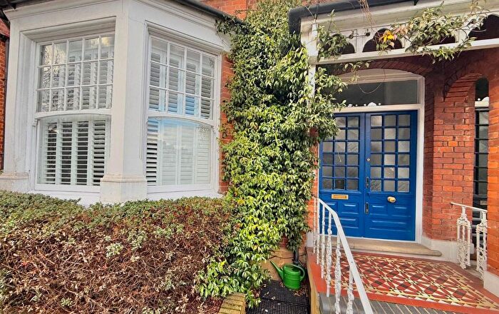 4 Bedroom Terraced House To Rent In Alexandra Park Road, London, N10