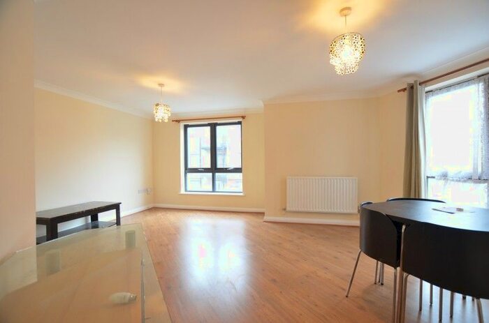 2 Bedroom Flat To Rent In Cresswell House, Hirst Crescent, HA9