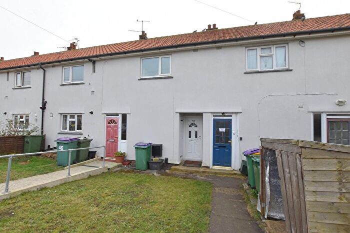 2 Bedroom Flat For Sale In Wakefield Way, Hythe, CT21