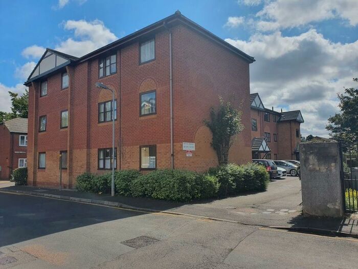 2 Bedroom Flat To Rent In Rugby Court, Grantham, NG31