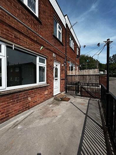 3 Bedroom Terraced House To Rent In Grace Leather Lane, Soothill, WF17