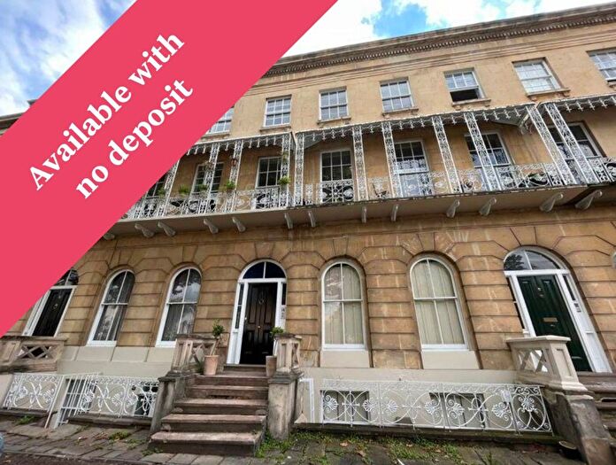 2 Bedroom Flat To Rent In Queens Parade, Cheltenham, GL50