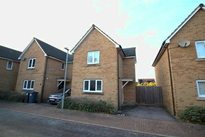 2 Bedroom Detached House To Rent In Rudman Park, Chippenham, SN15