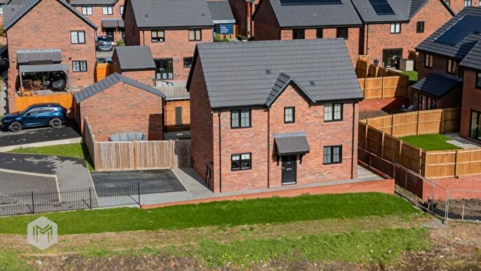 3 Bedroom Detached House For Sale In Brookmill Close, Worsley, M28