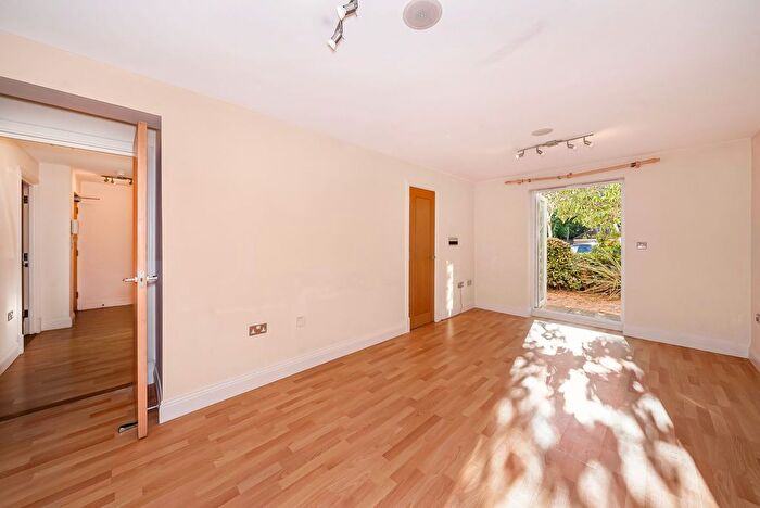 2 Bedroom Flat For Sale In Forge Way, Audley Court, SS1
