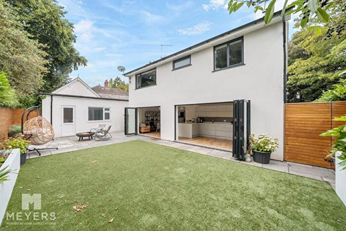 5 Bedroom Detached House For Sale In Highfield Road, Westmoors, BH22