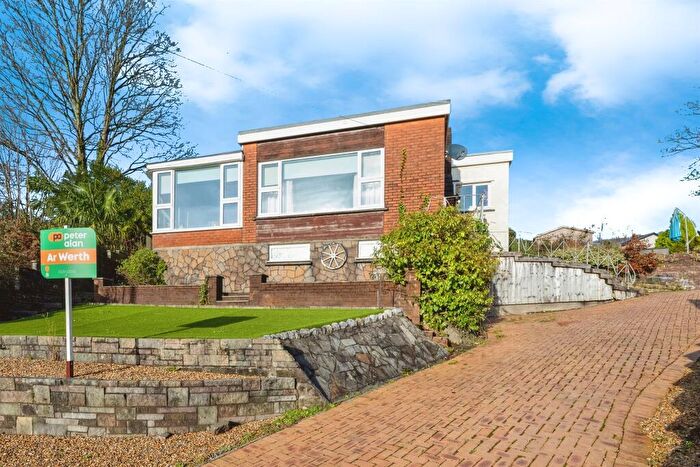 3 Bedroom Detached Bungalow For Sale In Main Road, Cadoxton, Neath, SA10