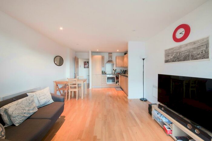 1 Bedroom Apartment To Rent In Arta House, Devonport Street, Wapping, E1