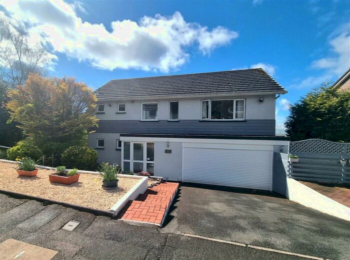 5 Bedroom houses for sale in Whitleigh Green, PL5, Plymouth