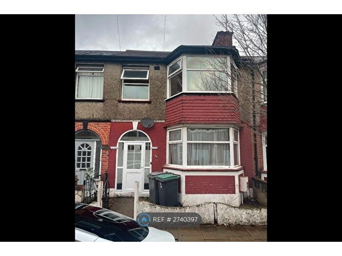 4 Bedroom Terraced House To Rent In Oakdale Road, London, N4