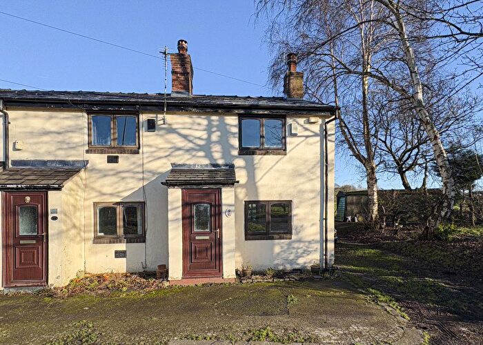 2 Bedroom Cottage For Sale In Rainford Road, Bickerstaffe, Ormskirk, L39