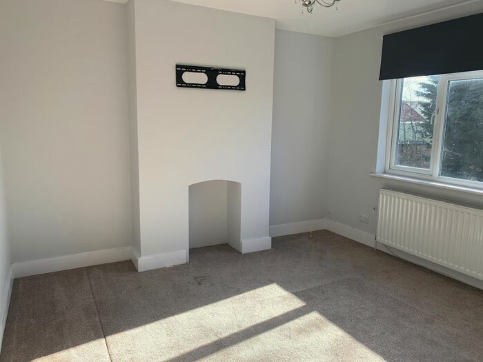 1 Bedroom Flat To Rent In Peel Road, Wealdstone, Harrow, HA3